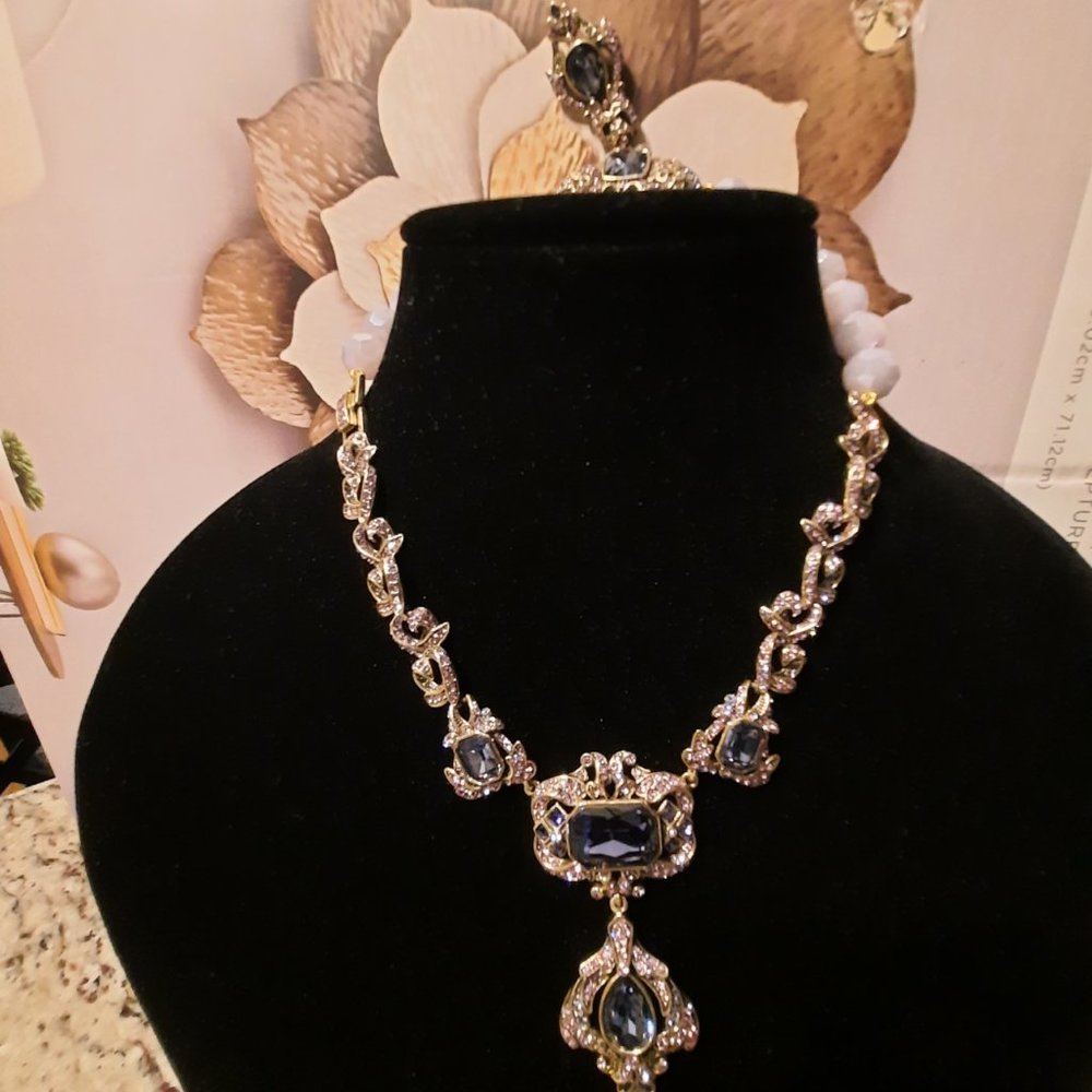 Heidi Daus opposite attract crystal necklace